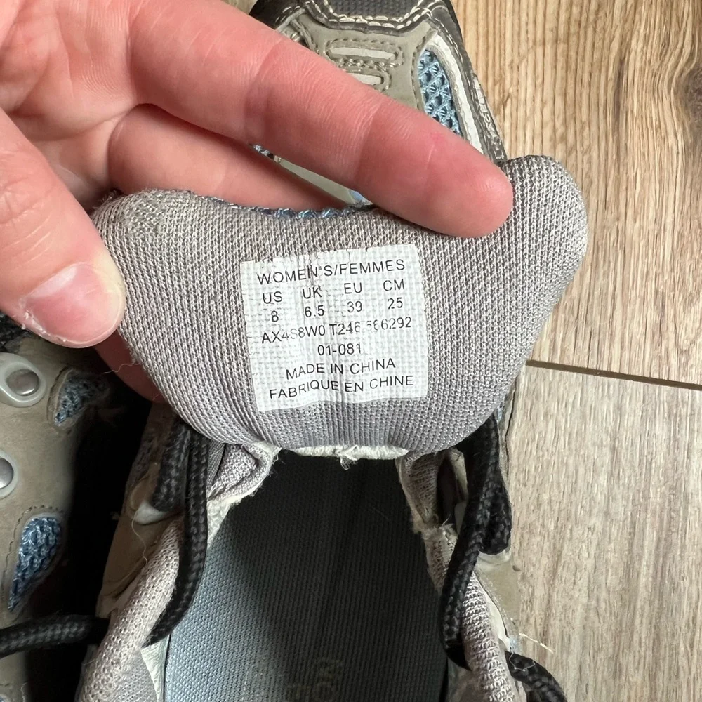 The North Face Tan and Blue Trail Shoes - Picture 5 of 9